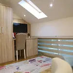 Bejturan 4*