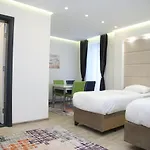 Bejturan Ξενοδοχείο 4*