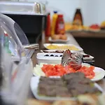 Bejturan Ξενοδοχείο 4*