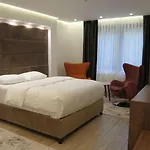 Bejturan Ξενοδοχείο