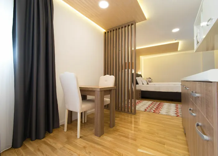 Hotel Bejturan 4*